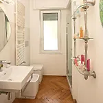 Gorgeous In Apartamento *