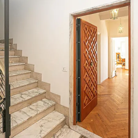 Lägenhet Gorgeous In *