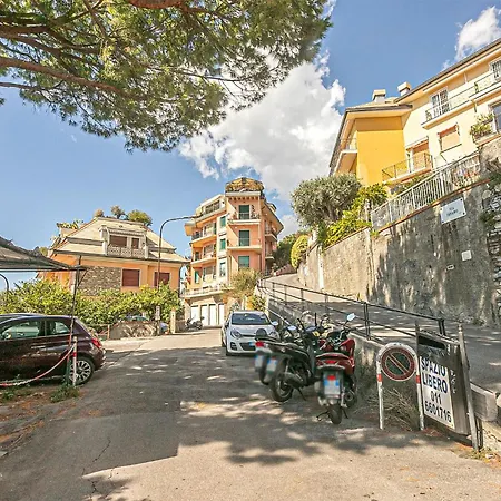 Stunning Apartment In Bogliasco With Wifi Apartman *